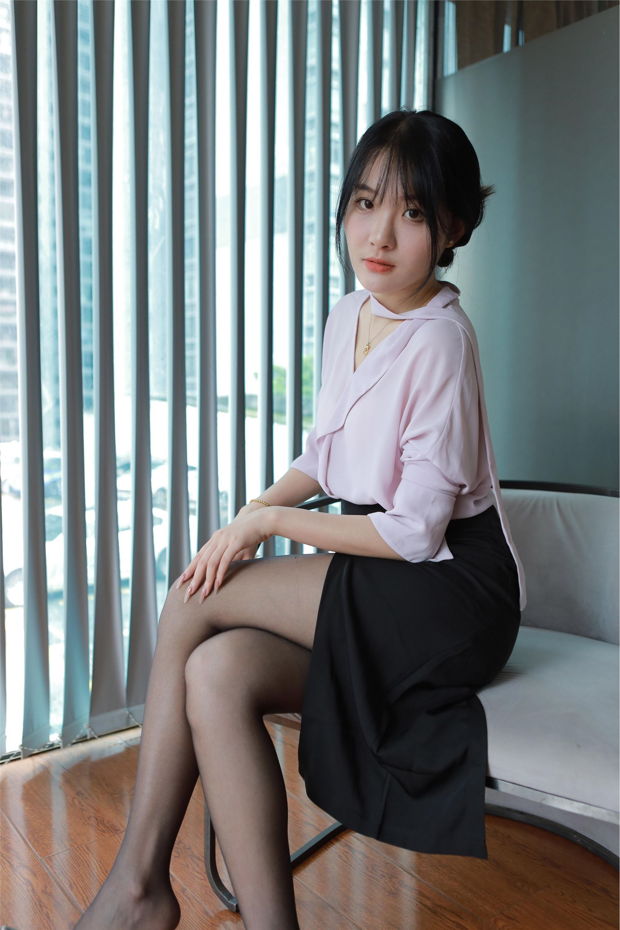 IESS异思趣向  2024.06.28 丝享家 1780 婉萍《职业黑丝》